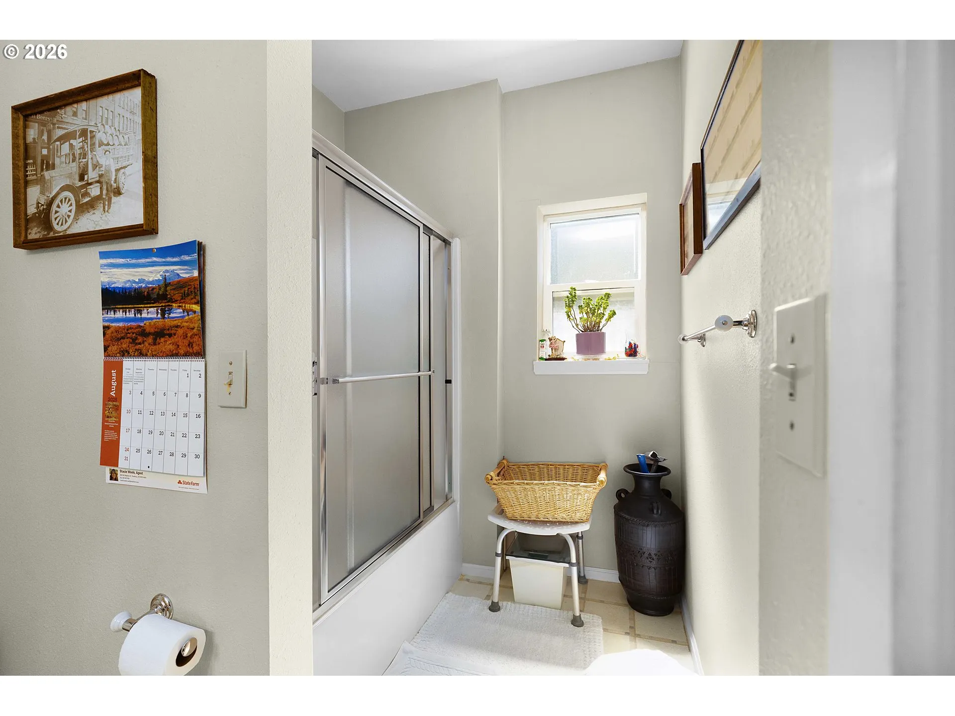 Bathroom-Hall