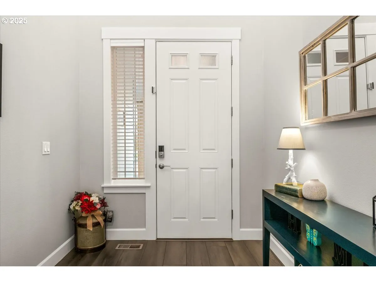 Entrance/Foyer