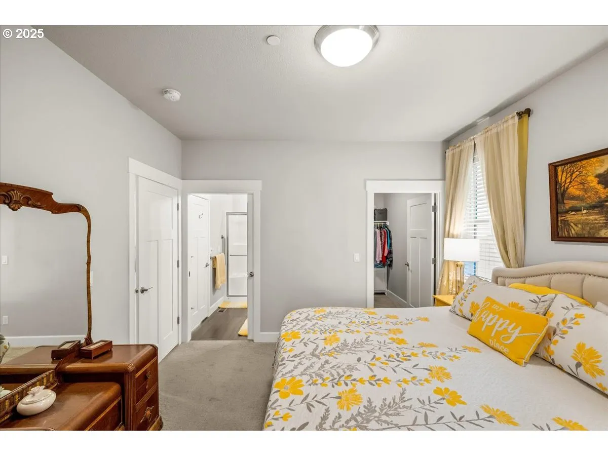 Bedroom-Main