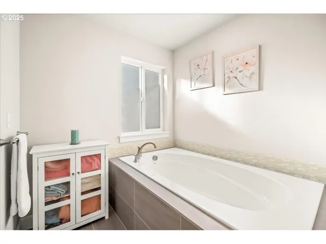 Primary Bedroom-Attached Bathroom