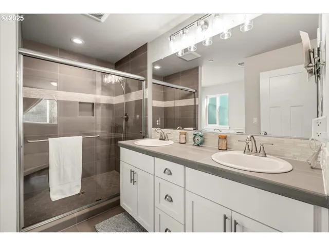 Primary Bedroom-Attached Bathroom