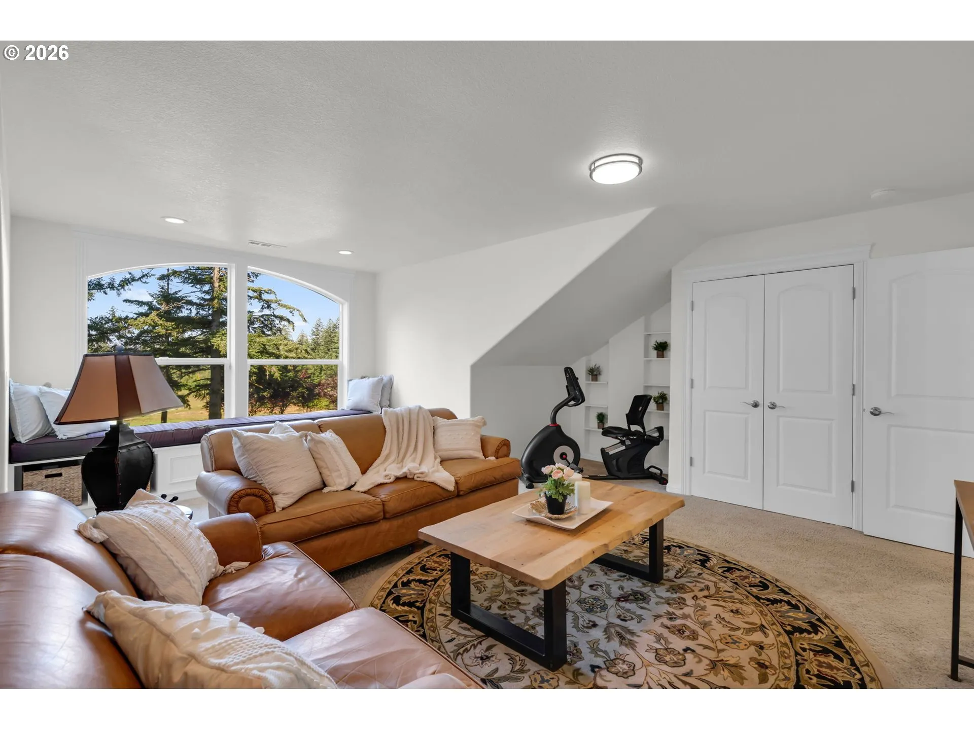 Bonus Room-Upper