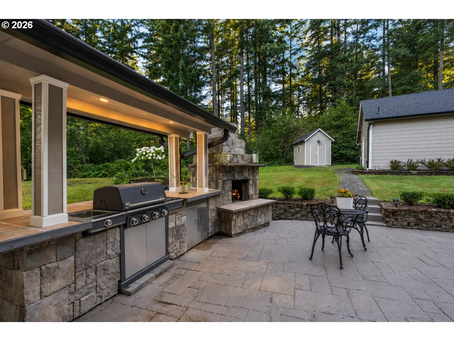 Kitchen/Outside
