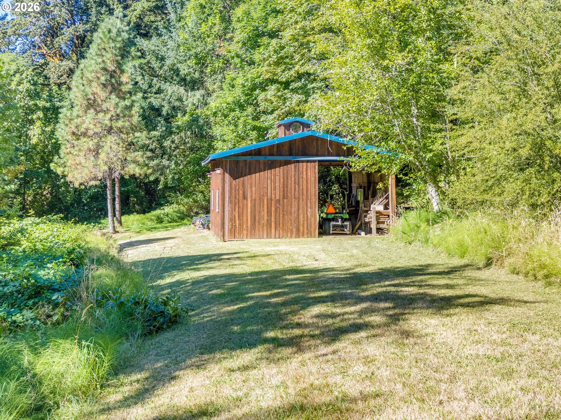 Barn