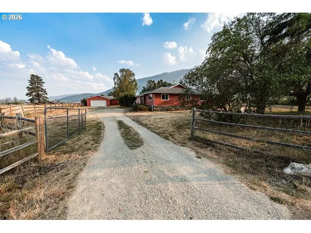 Driveway-Private