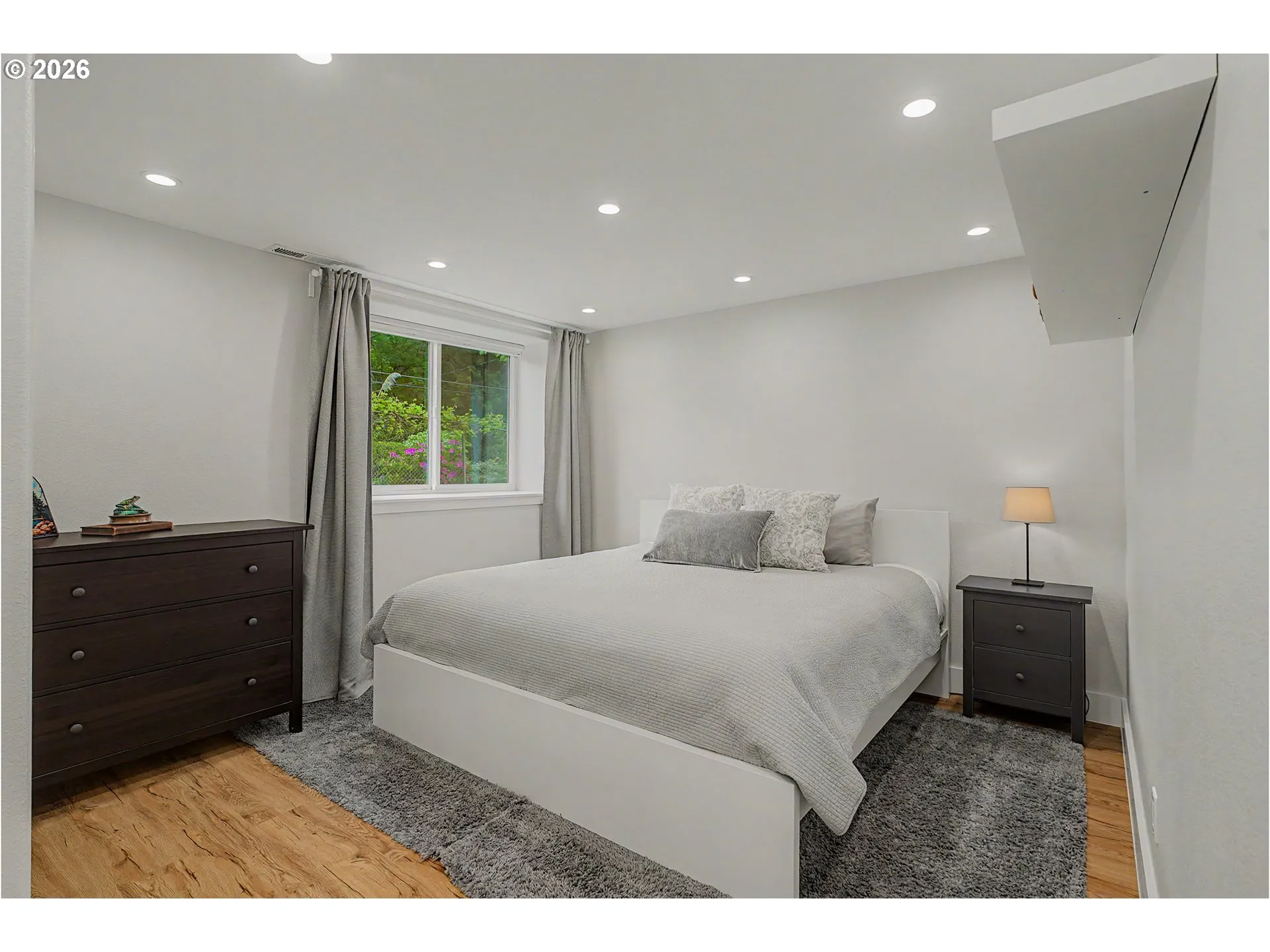 Bedroom-Lower