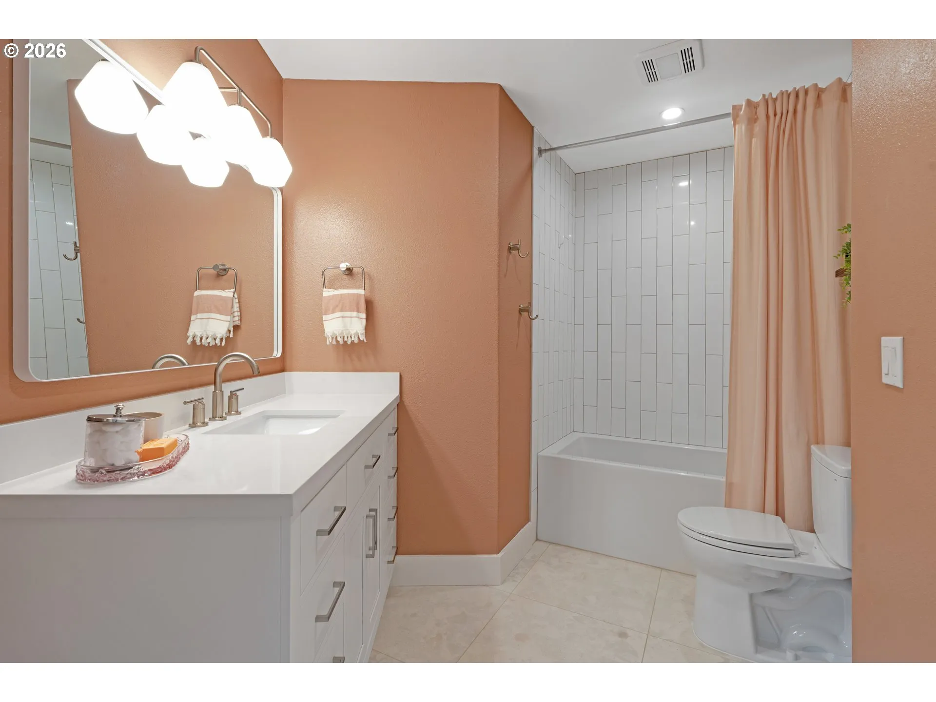 Bathroom-Upper