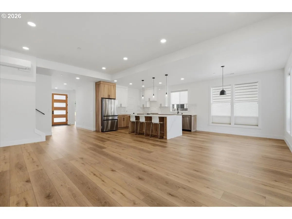 Living Room/Dining Room