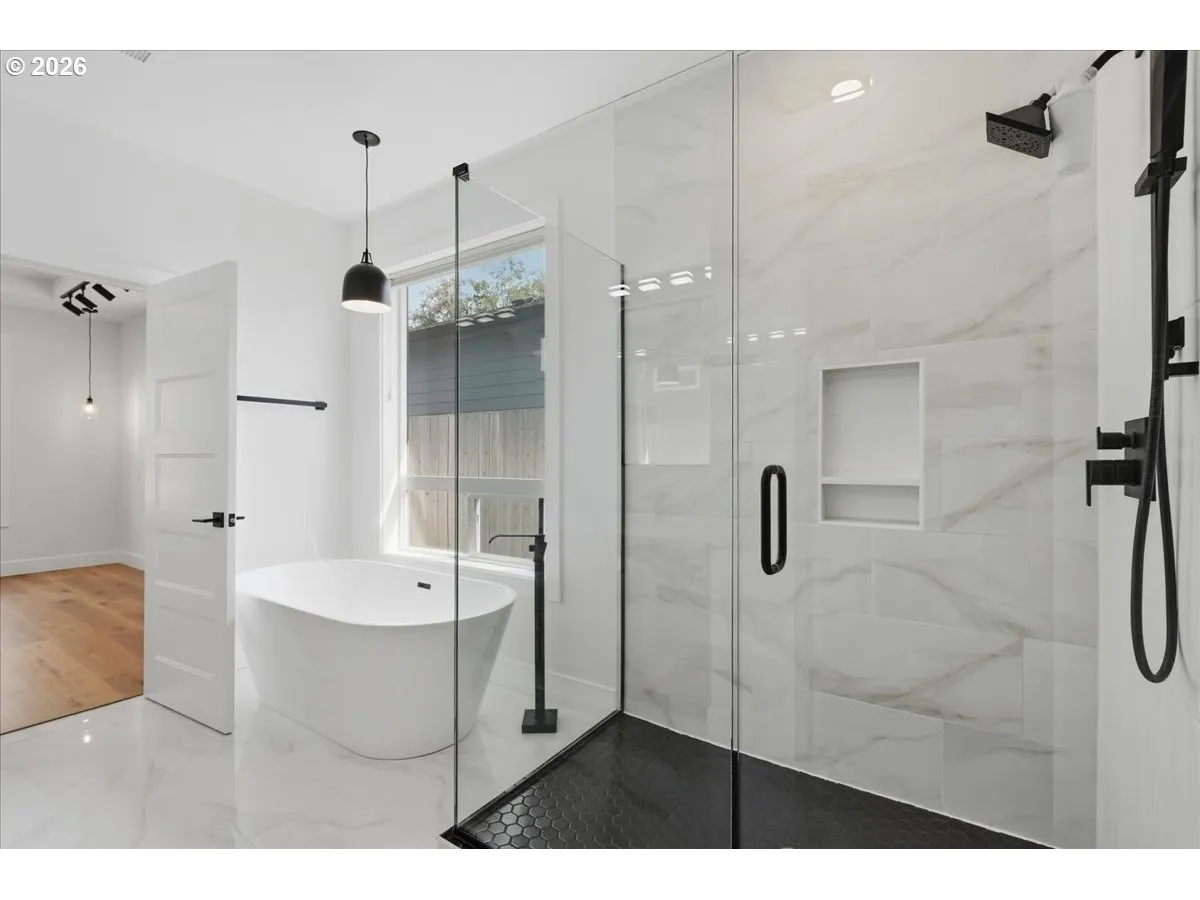 Owner's Suite Bathroom-Walk in Shower