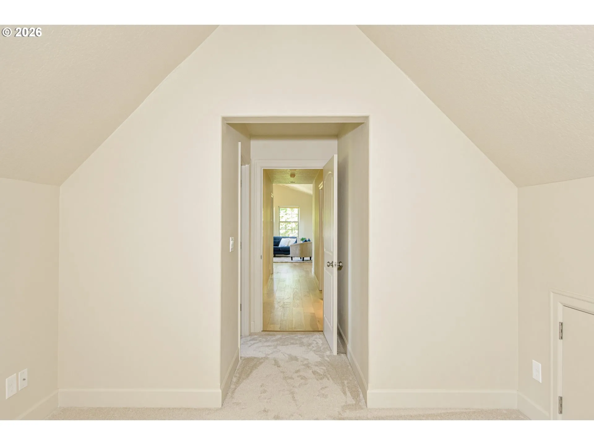 Bedroom, Primary