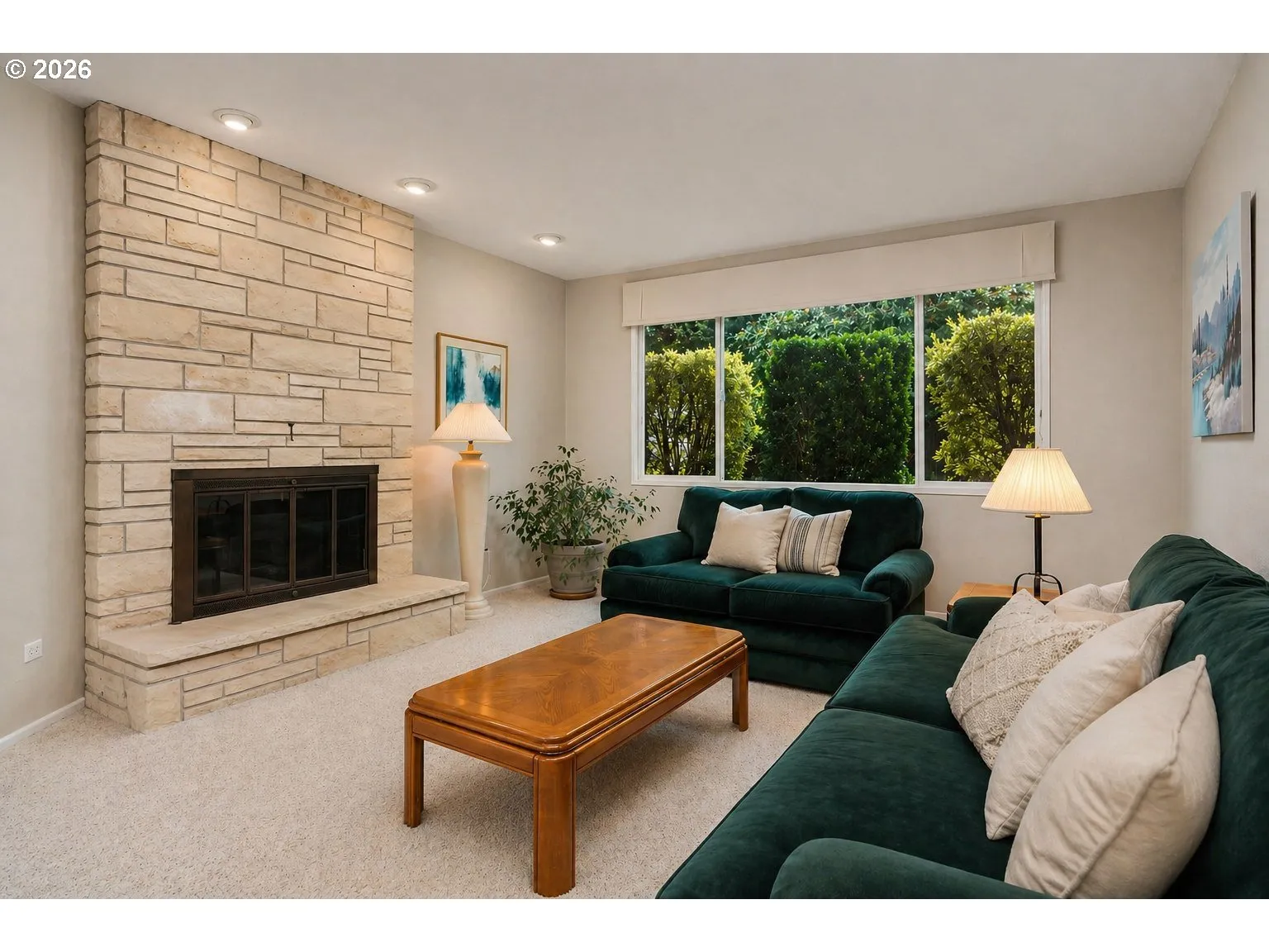 Living Room-Fireplace