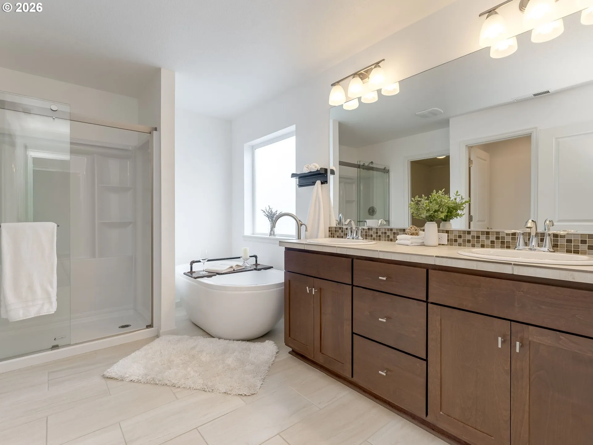 Owner's Suite Bathroom-Garden Tub