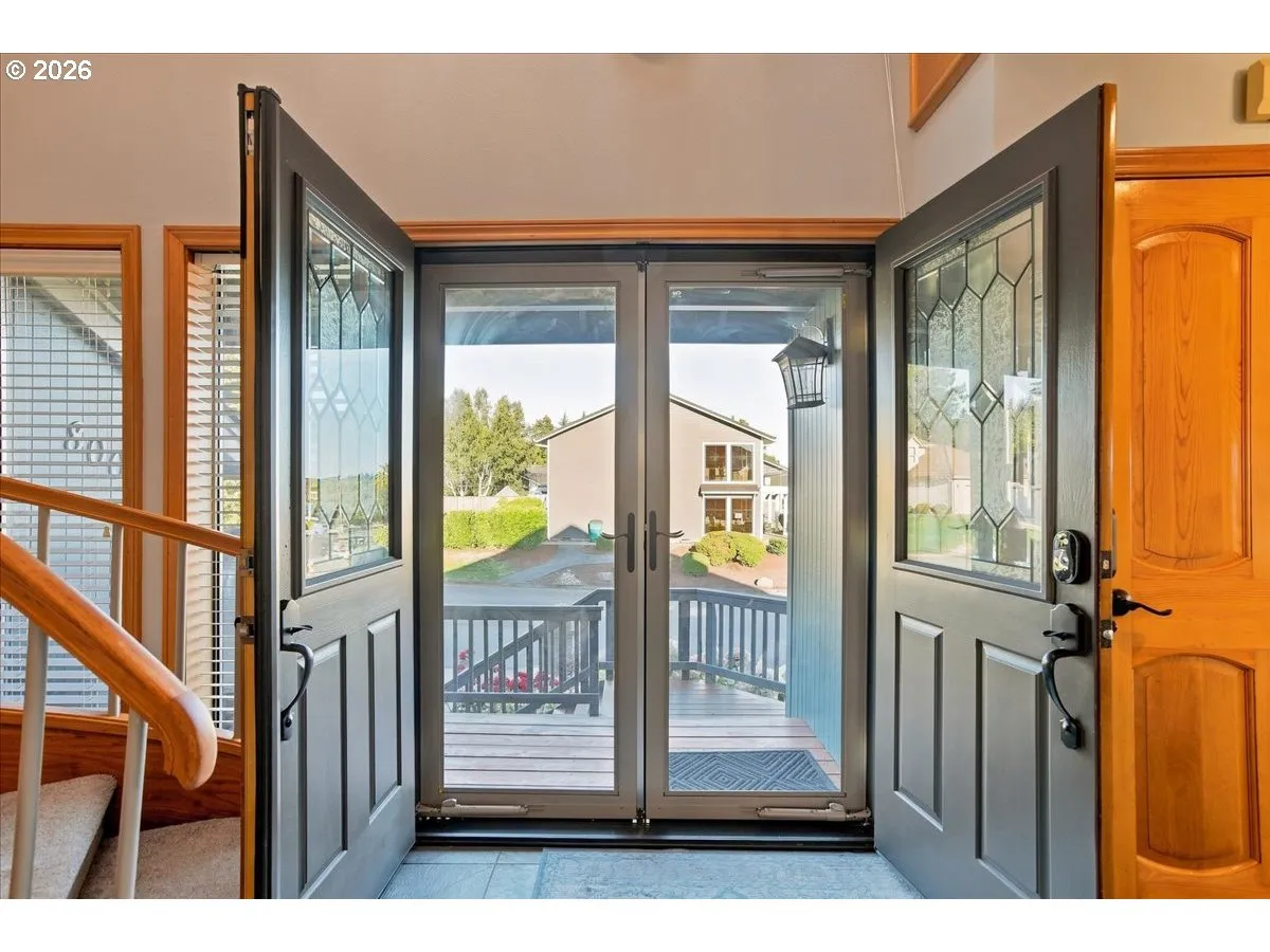 Entrance/Foyer