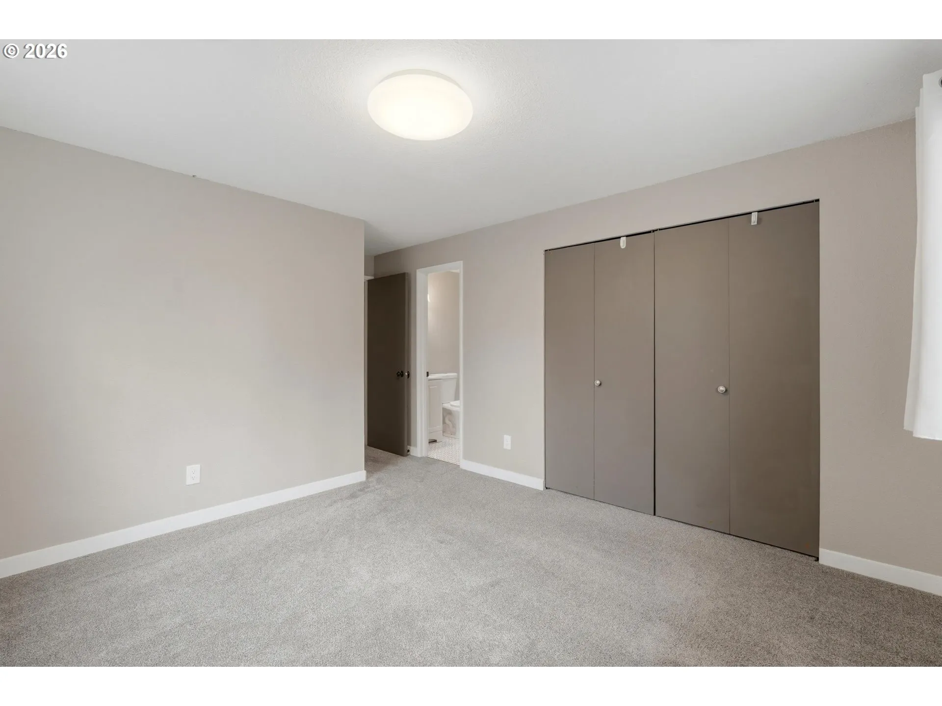 Bedroom, Primary