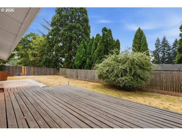 Yard-Fenced