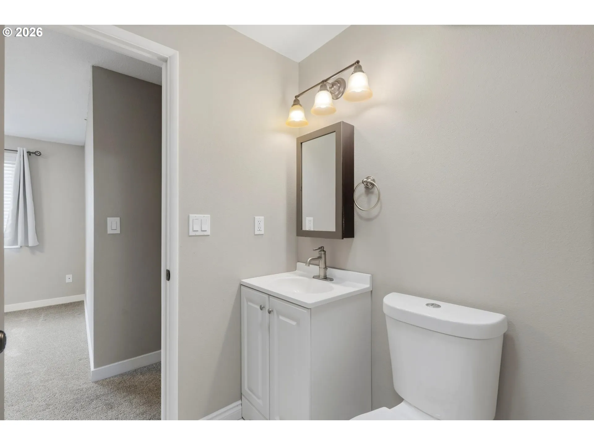 Bathroom, Attached