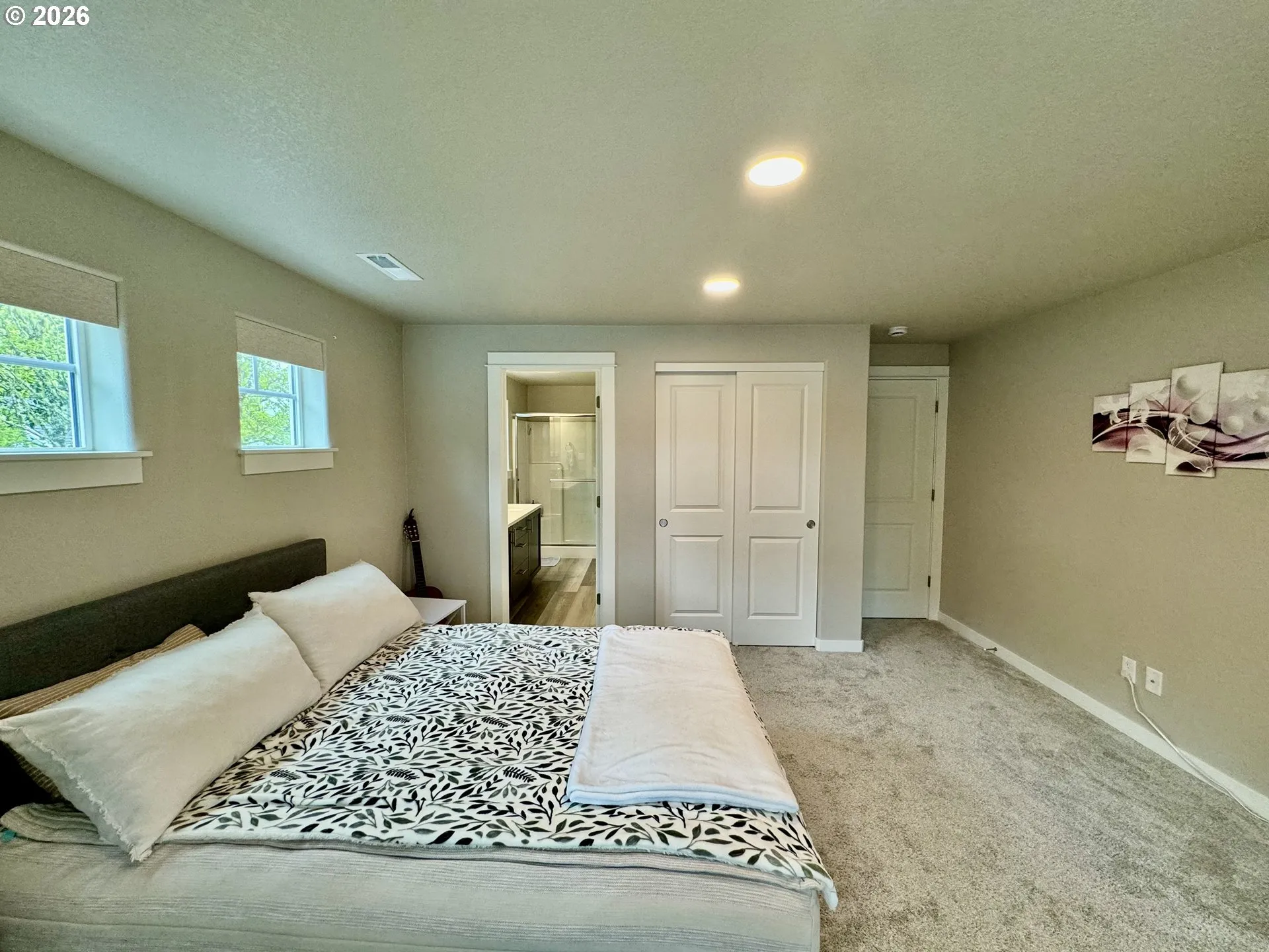 Bedroom, Primary