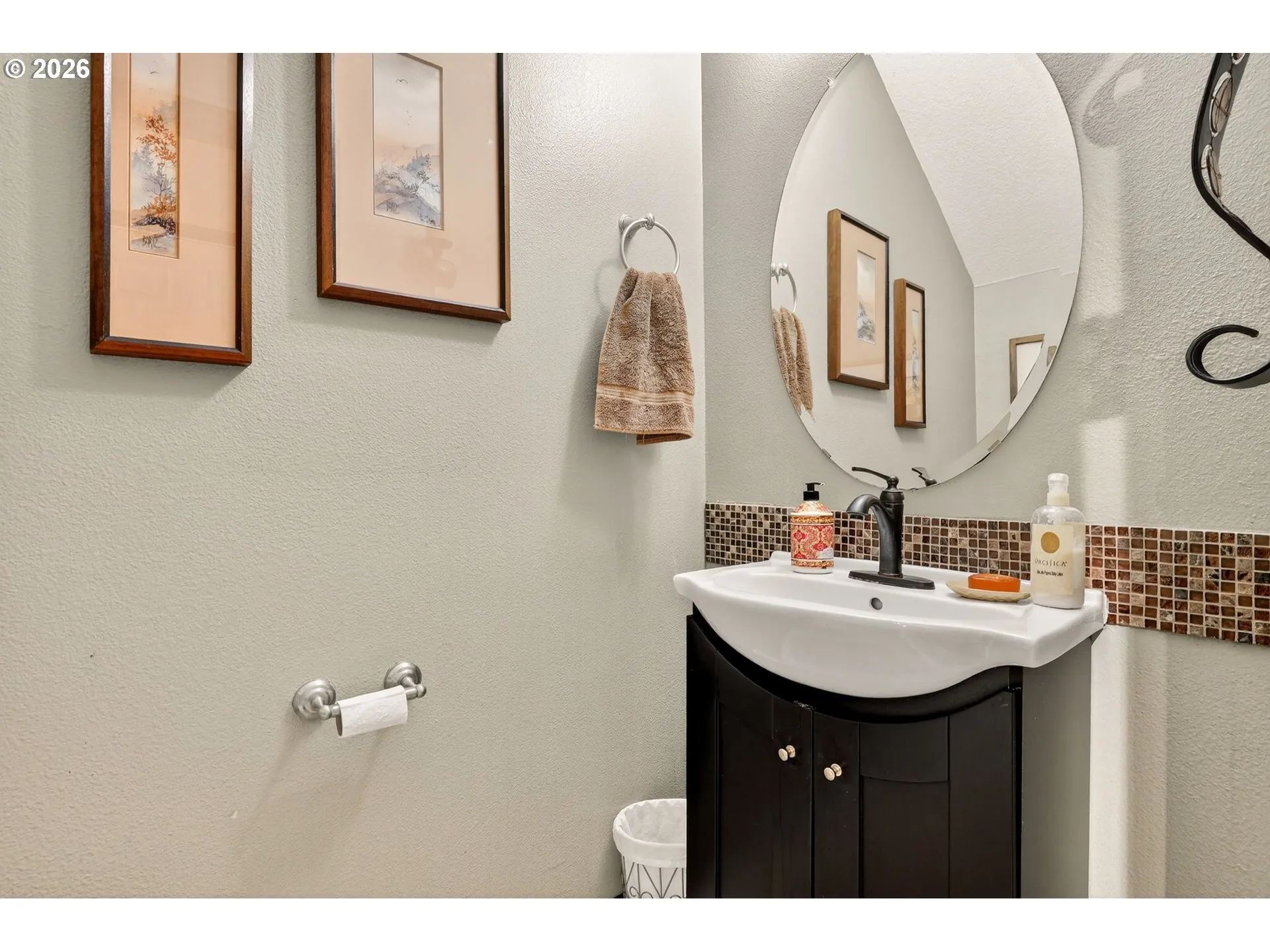 Bathroom, Continental-Main