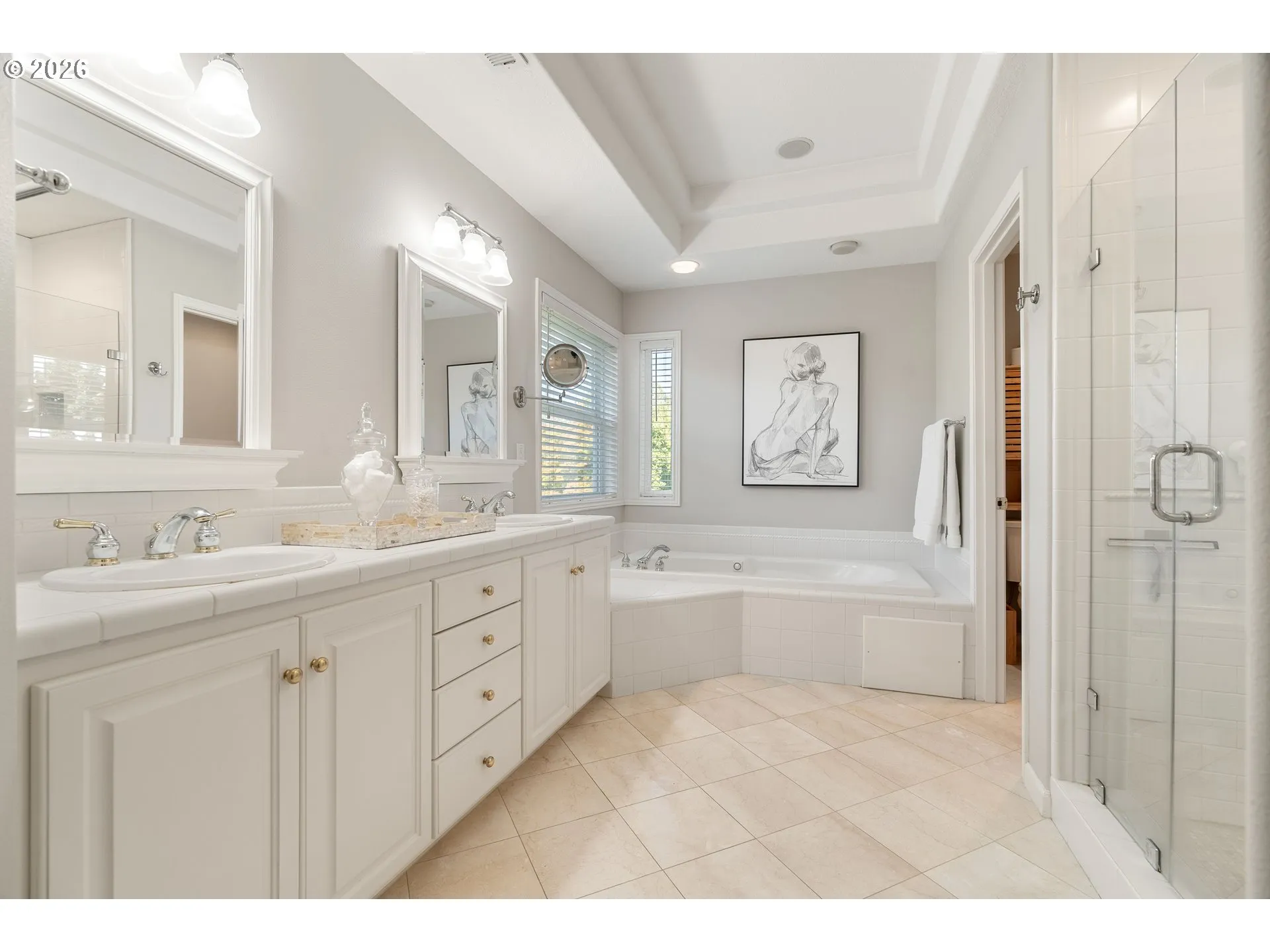 Primary Bedroom-Attached Bathroom