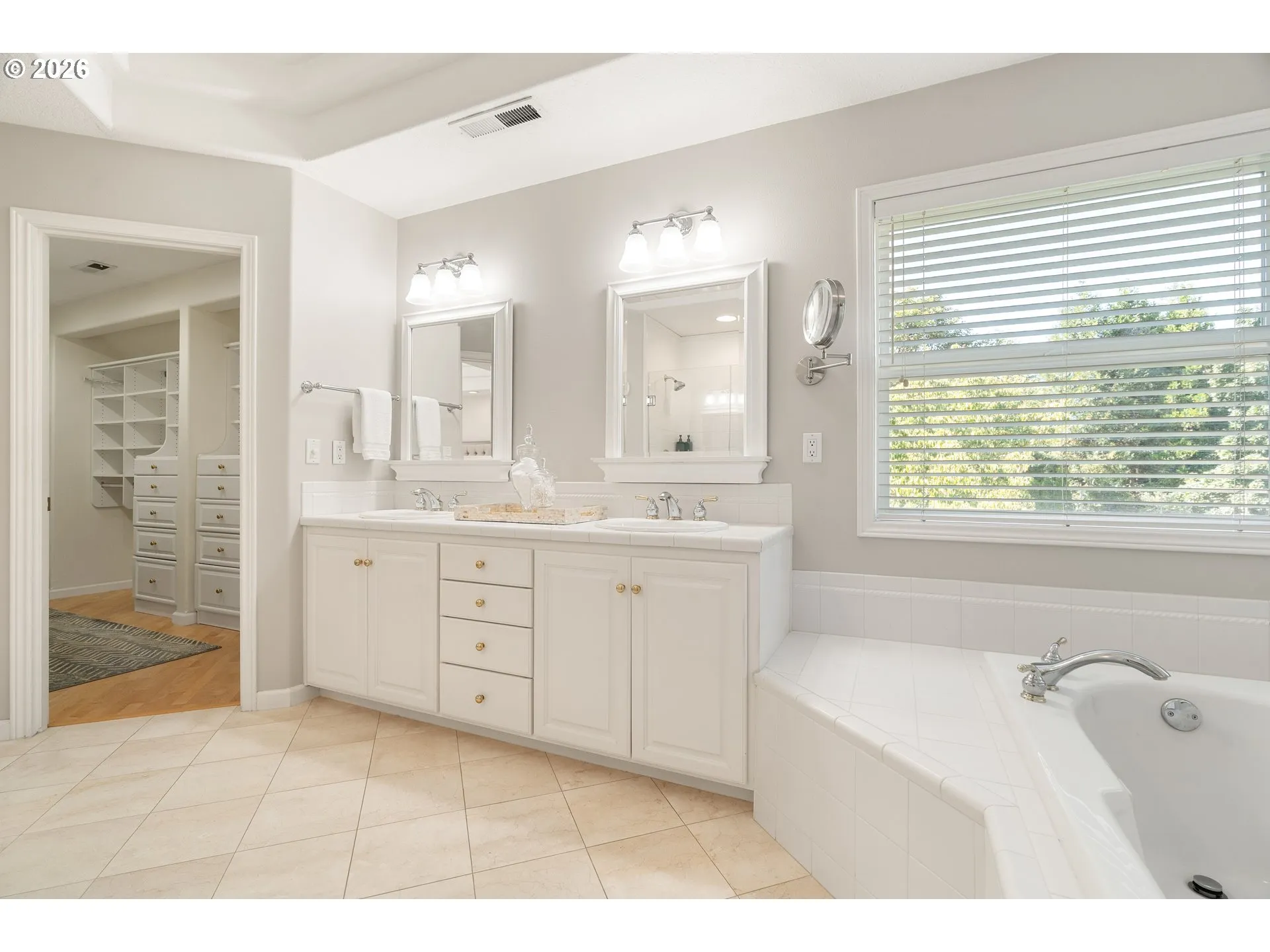 Primary Bedroom-Attached Bathroom