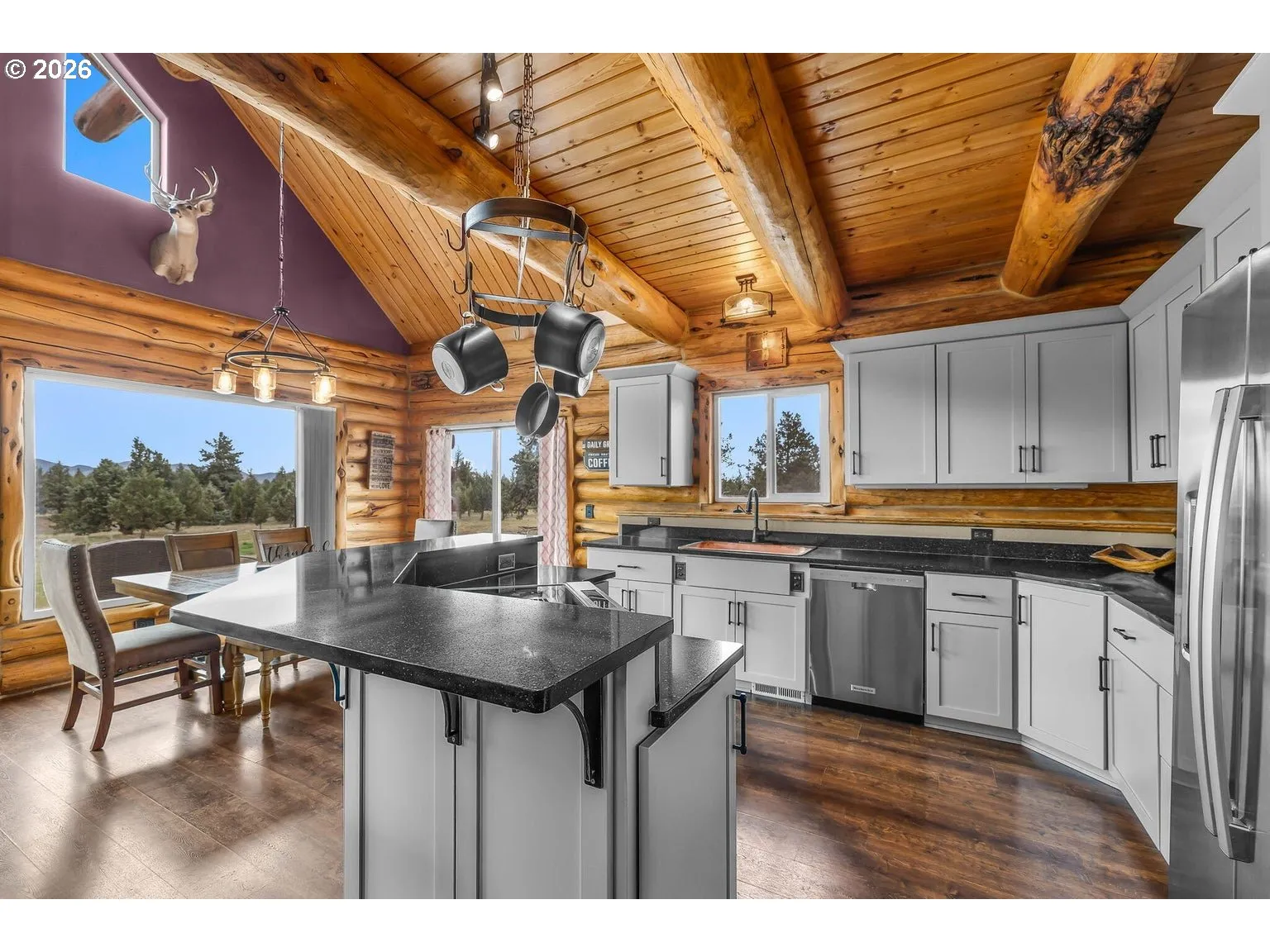 Kitchen-Cooking Island