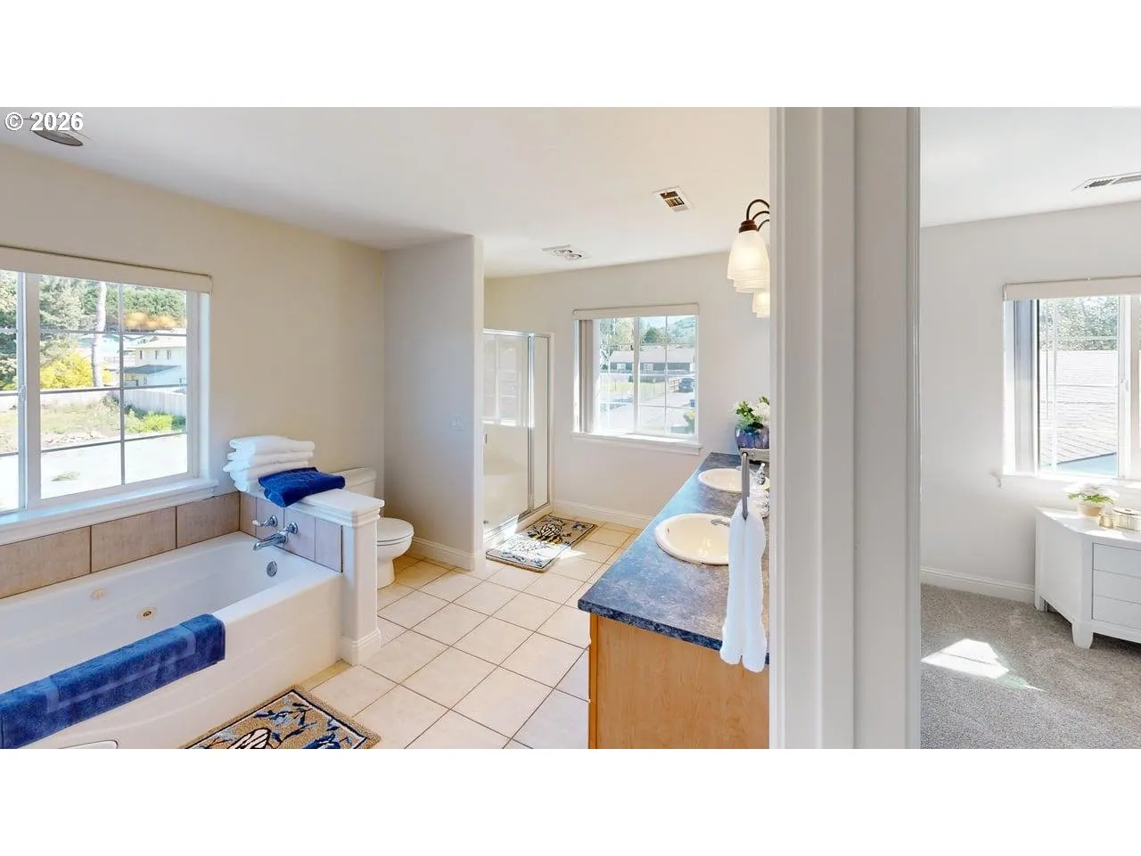 Bathroom, Attached