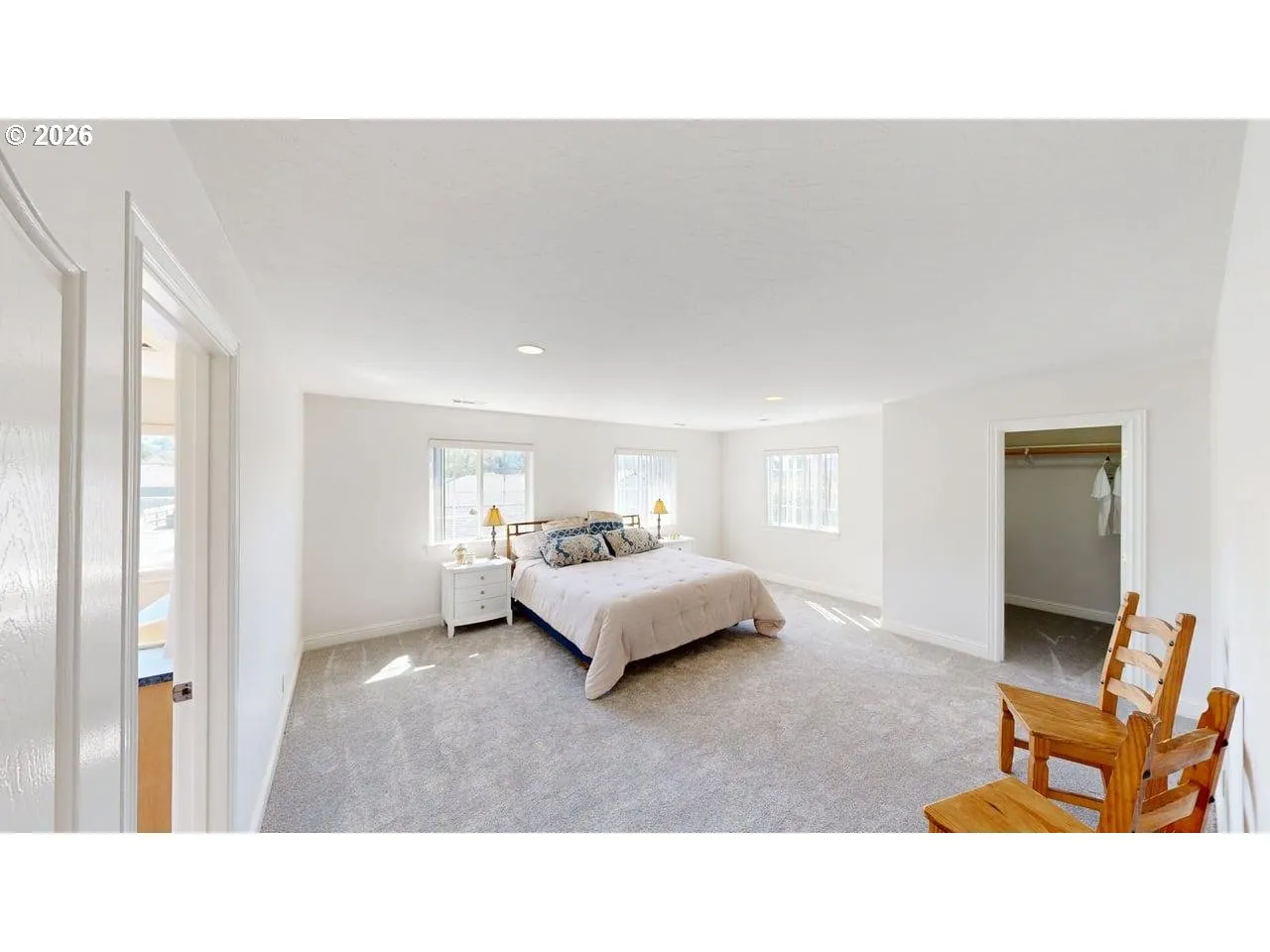 Bedroom, Primary-Upper