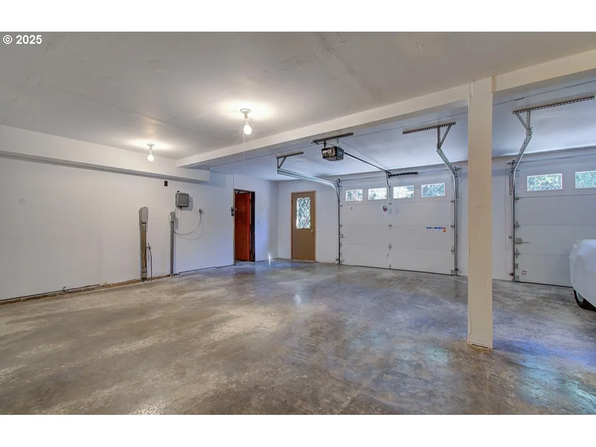 Garage-# 3