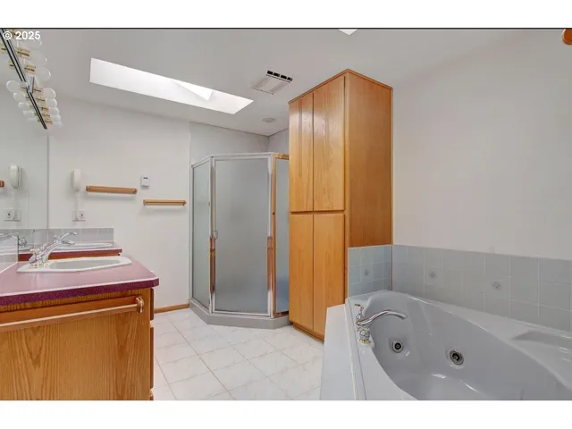 Attached Bathroom #1-Full Bathroom