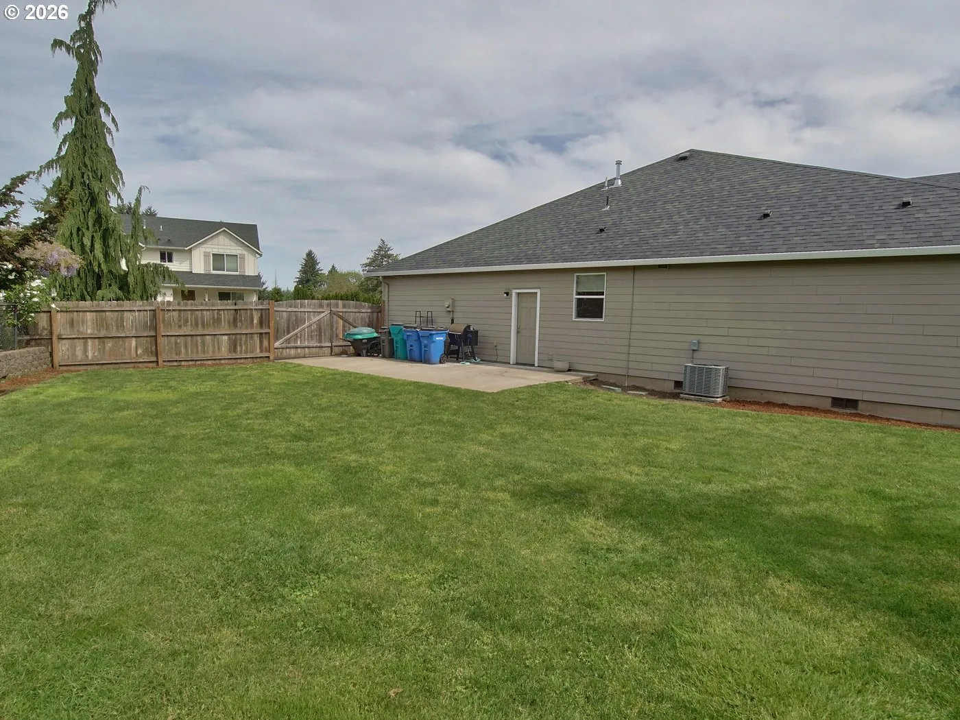 RV Pad-Gated