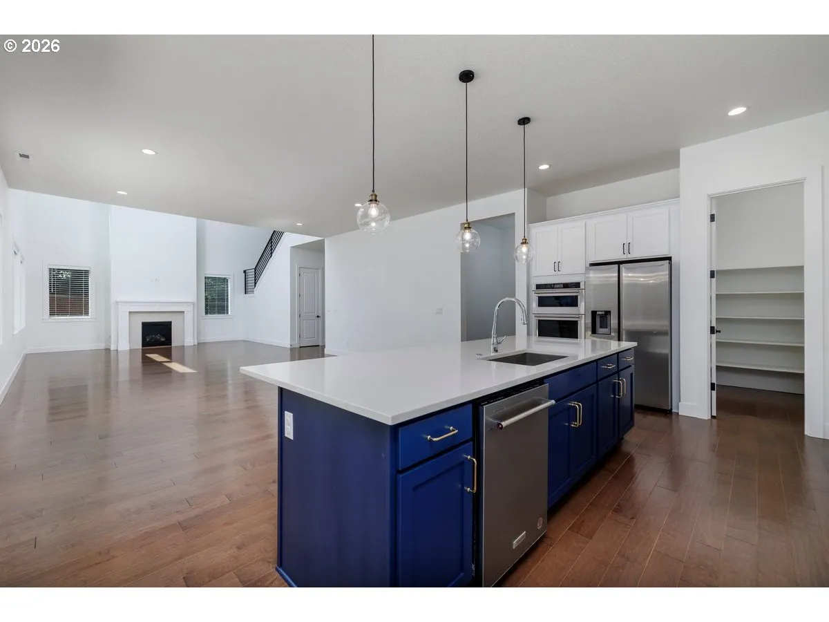 Kitchen-Island