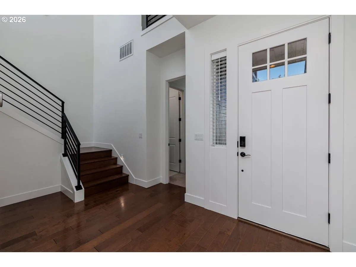 Entrance/Foyer