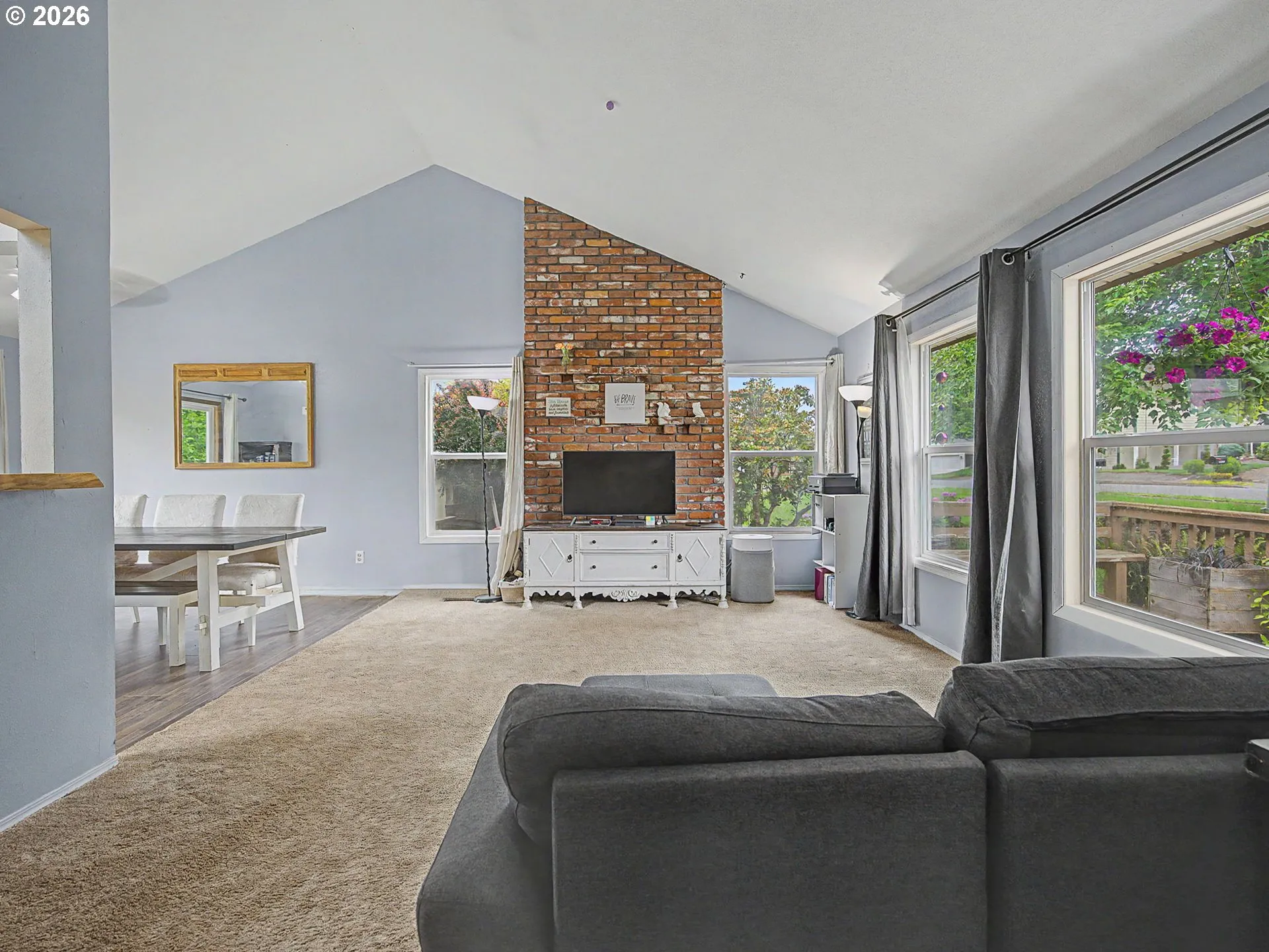 Living Room-Vaulted Ceilings