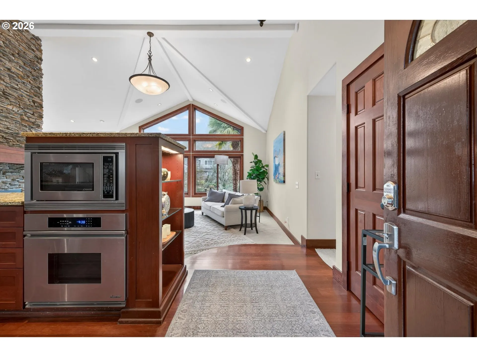 Entrance/Foyer