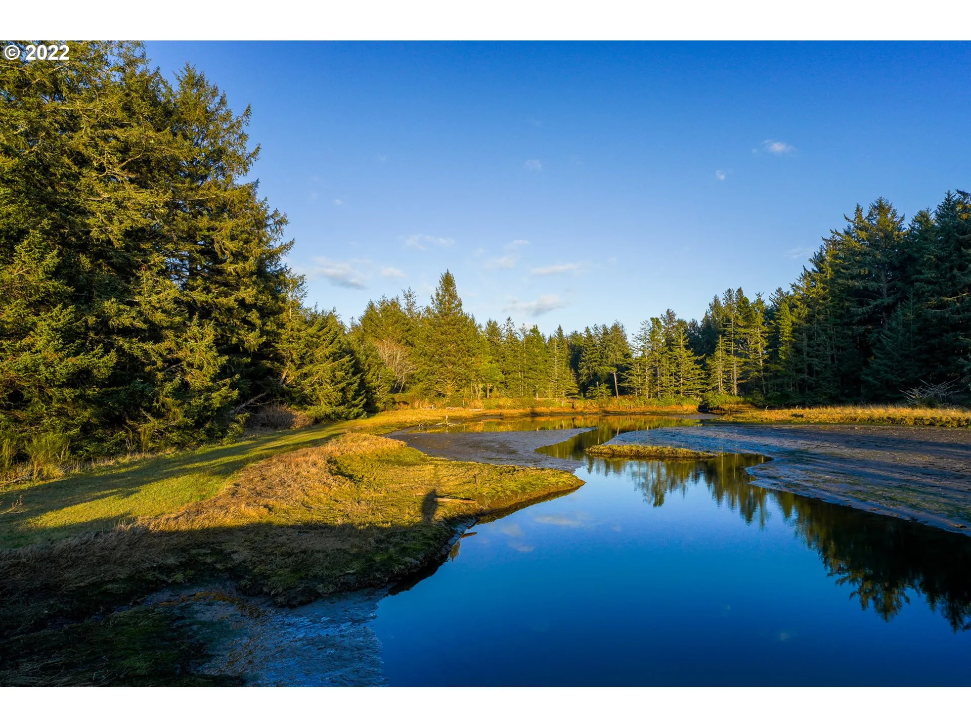 Lake Access Deeded