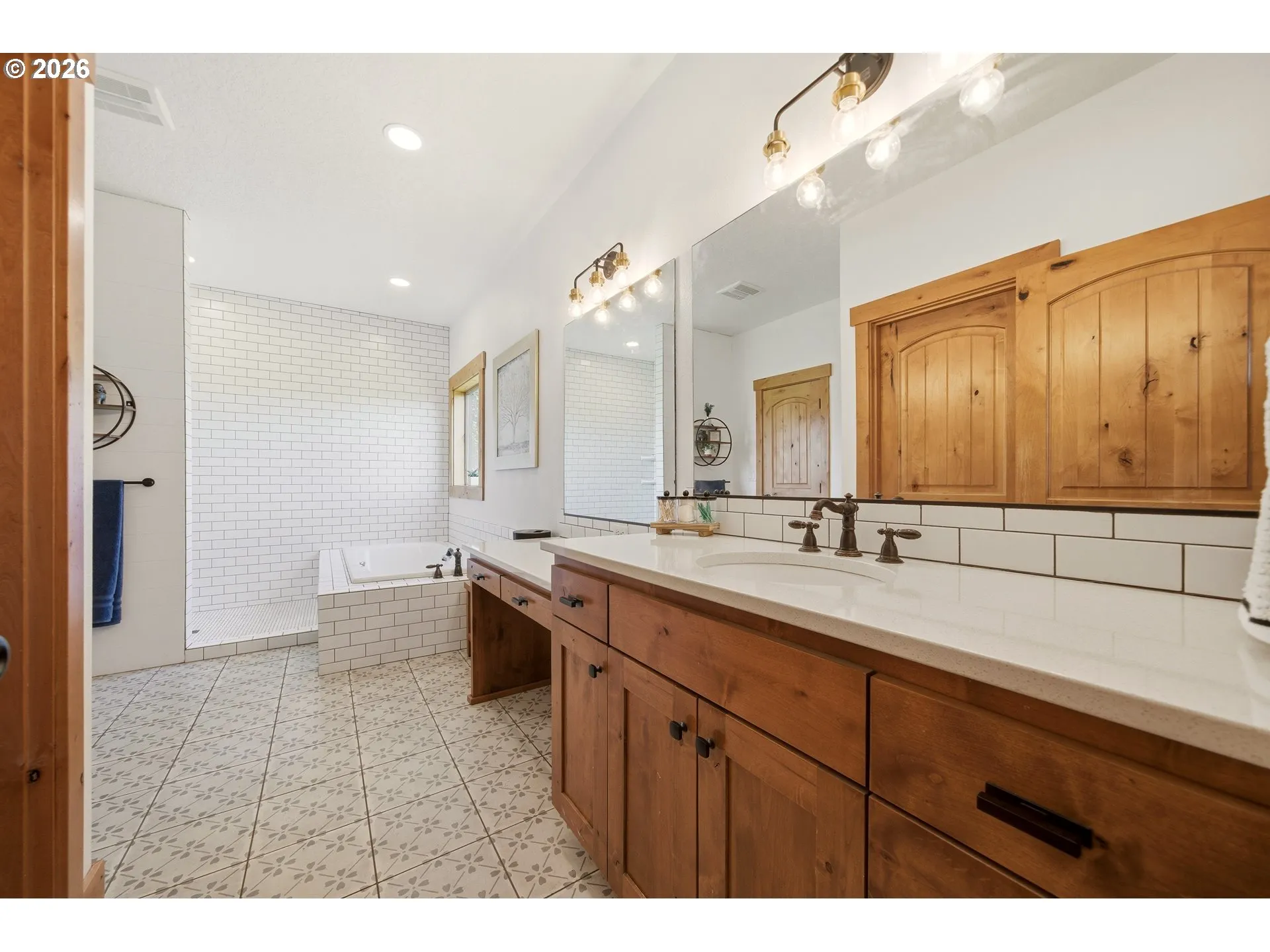 Owner's Suite Bathroom-Full Bathroom