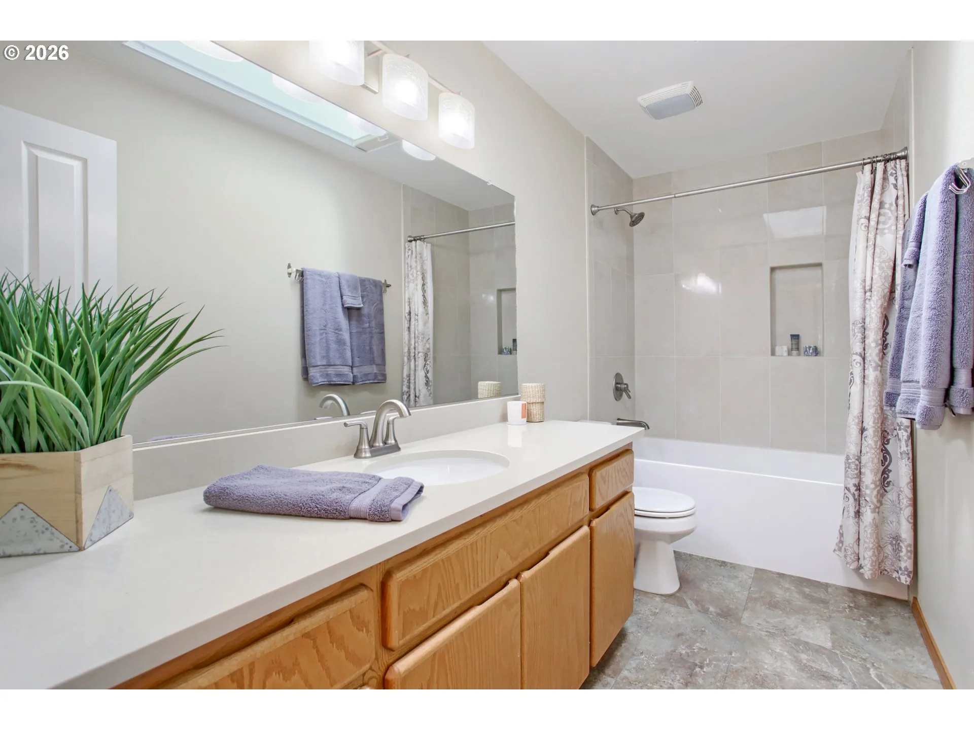 Bathroom-Hall