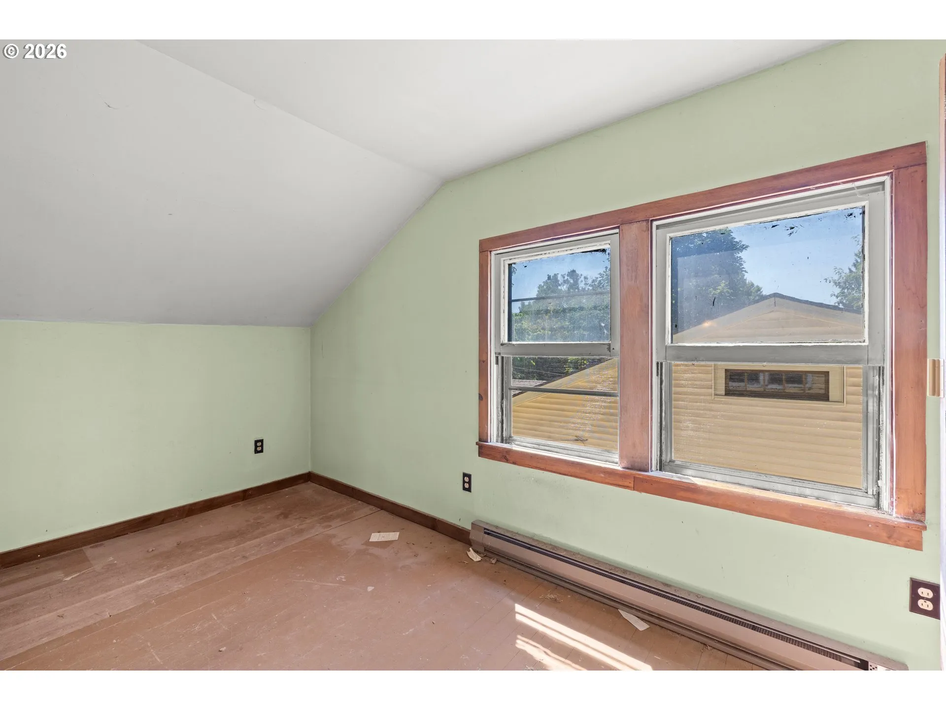 Bedroom-Upper