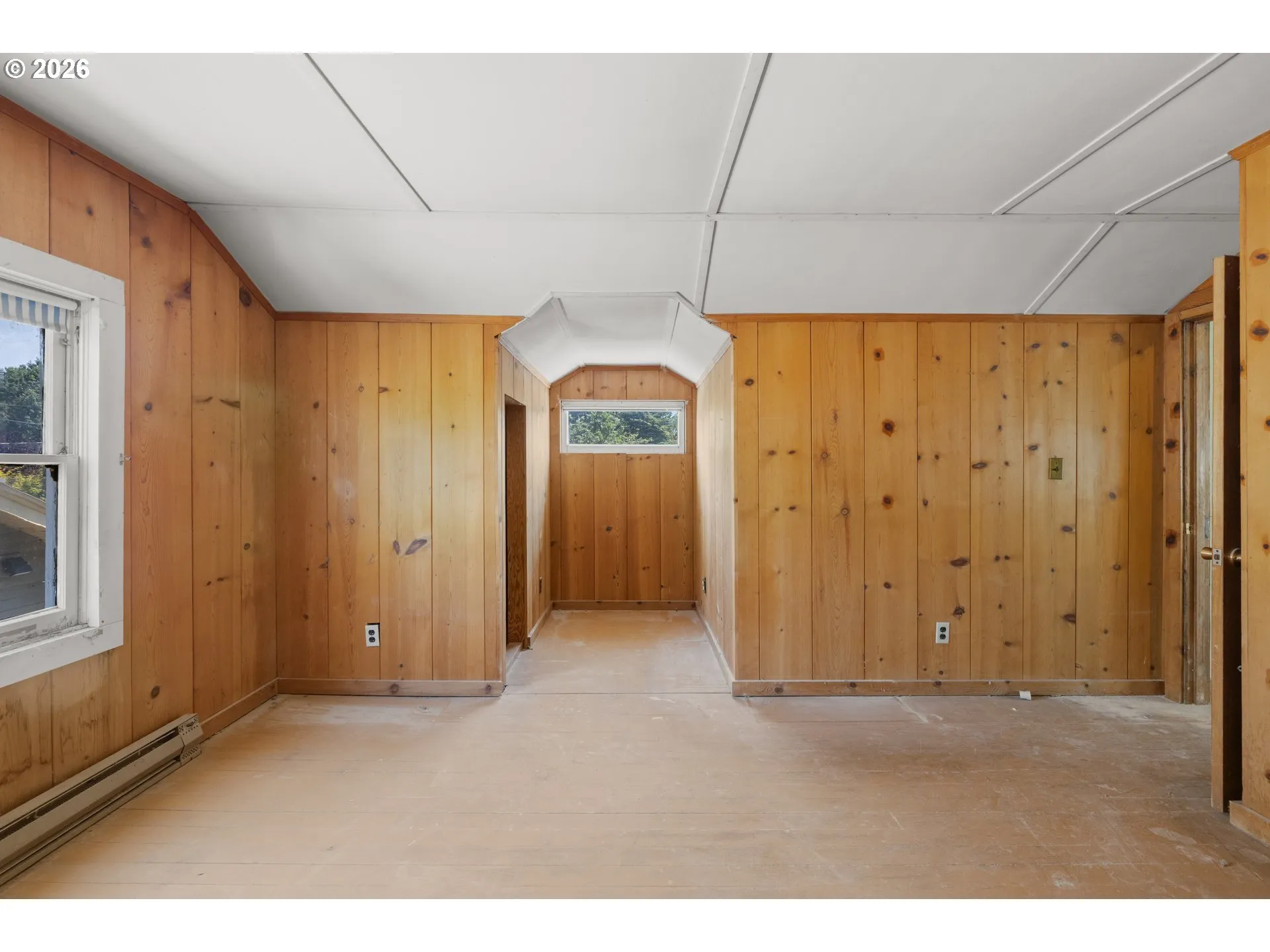 Bedroom-Upper