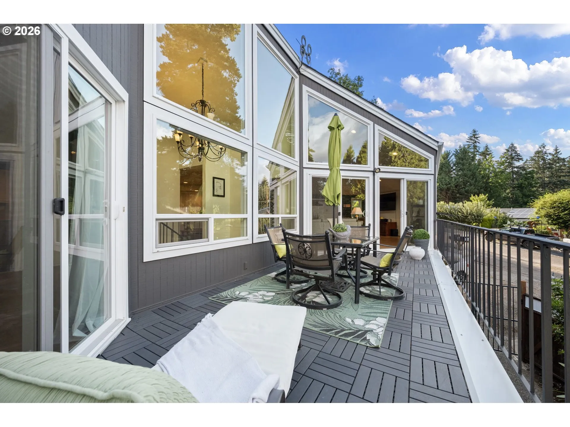 Deck-Upper