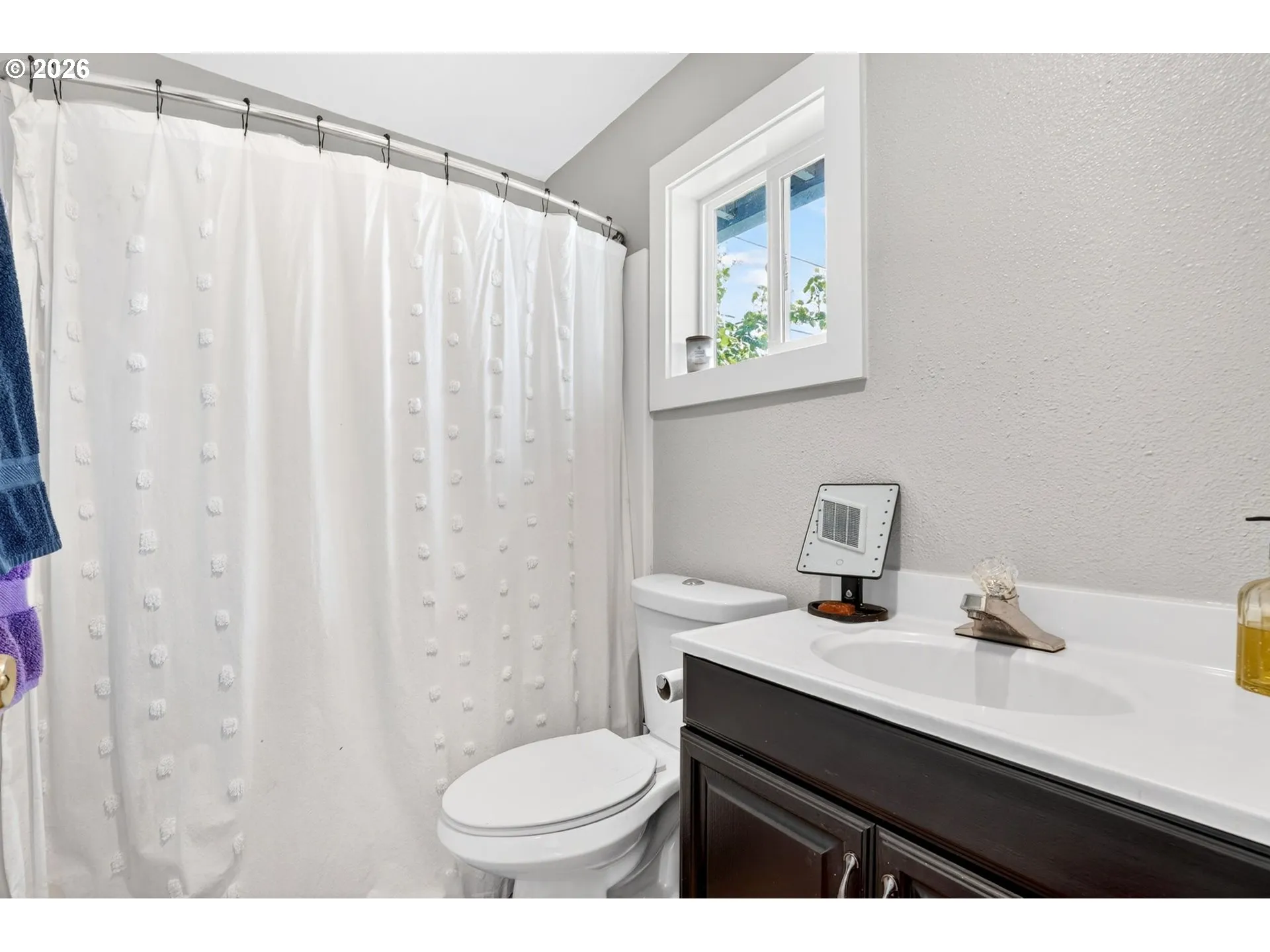 Primary Bedroom-Attached Bathroom
