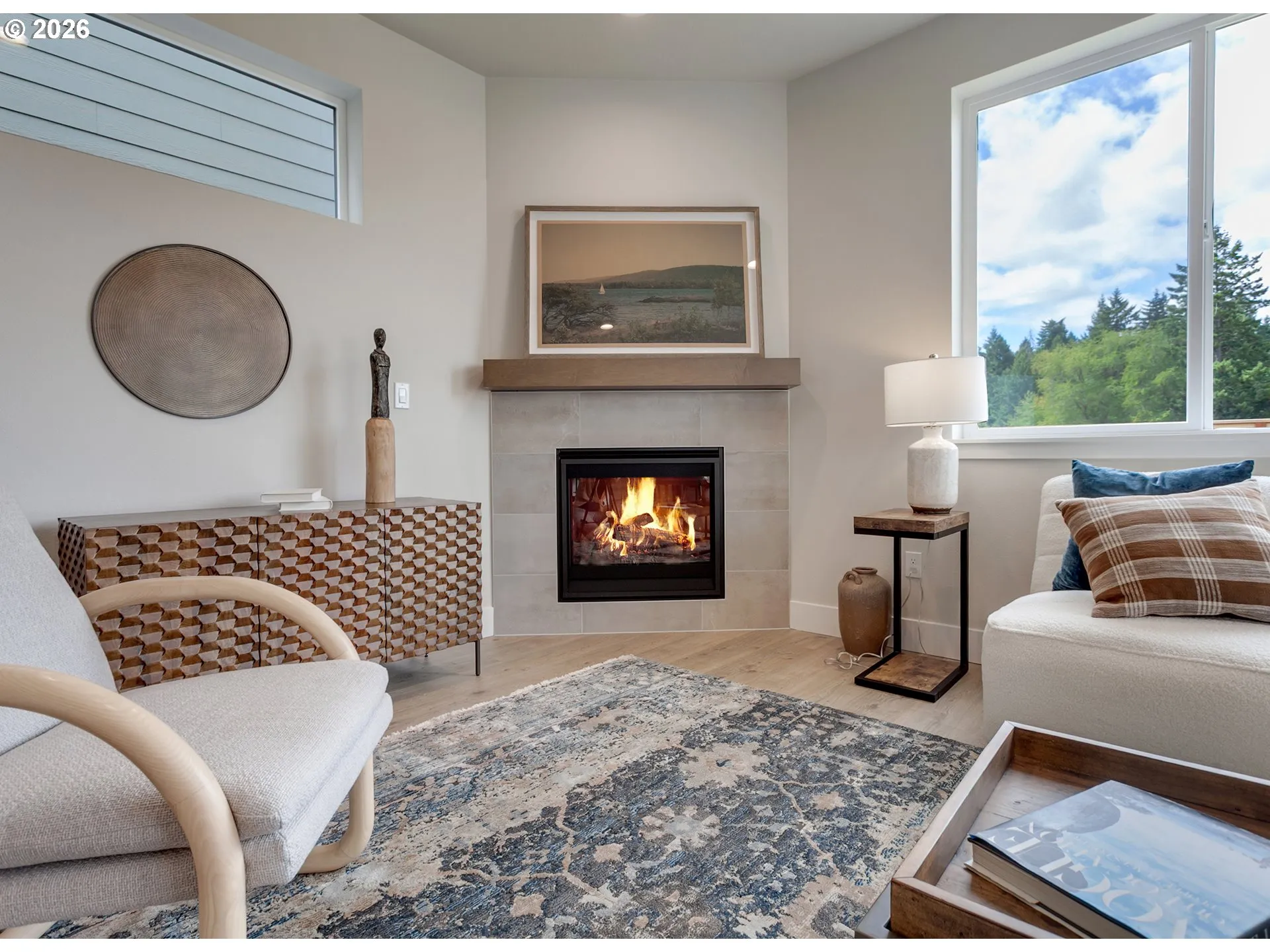 Living Room-Fireplace