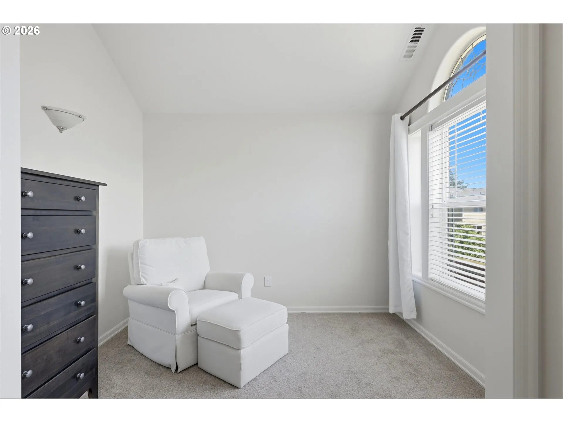 Primary Bedroom-Upper