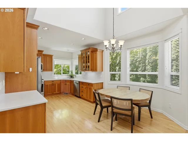 Kitchen-Eating Area