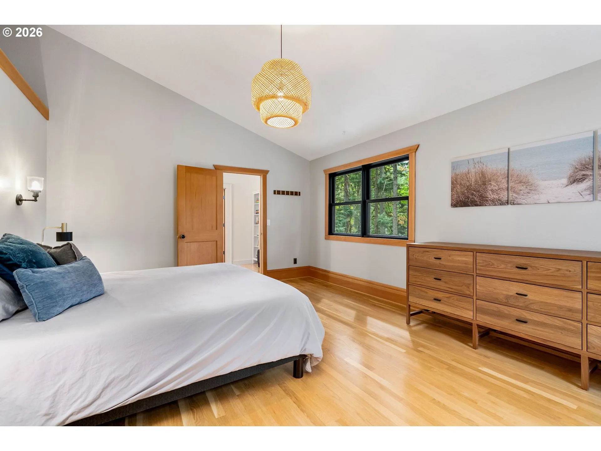 Bedroom, Primary-Upper