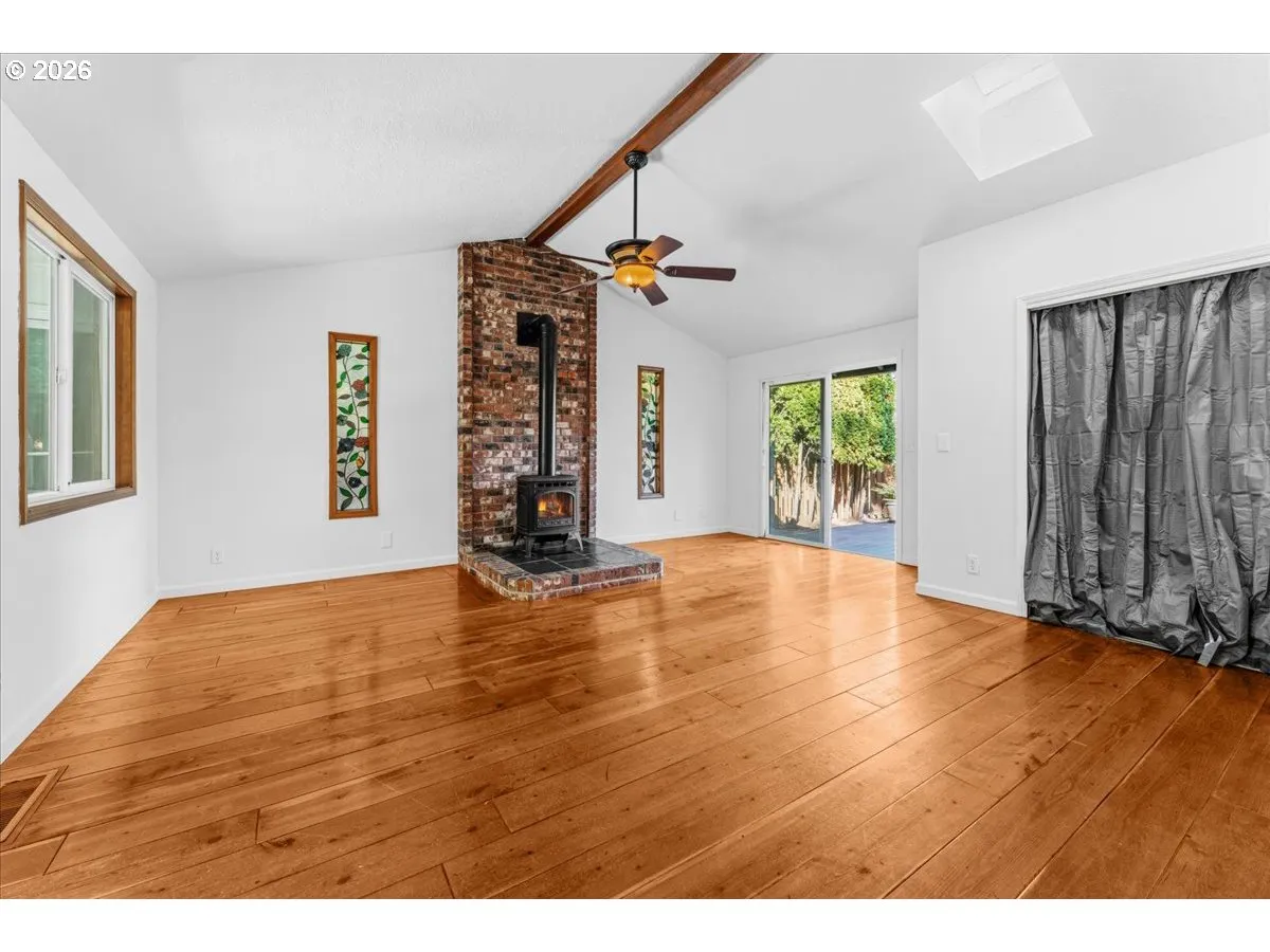 Family Room-Ceiling Fan