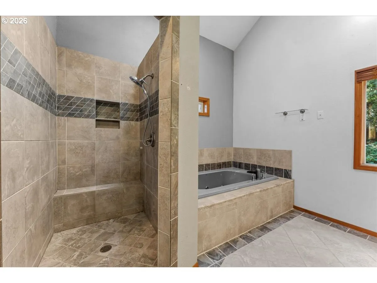 Primary Bedroom-Attached Bathroom