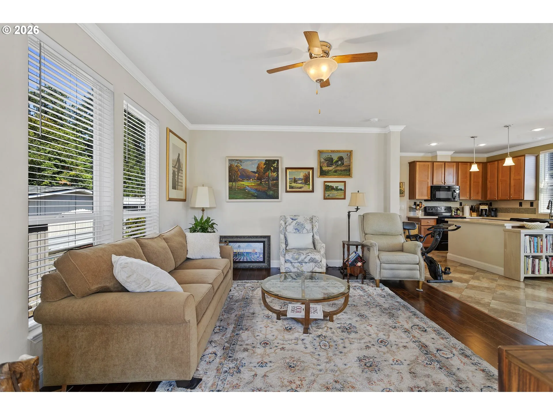 Living Room-Ceiling Fan