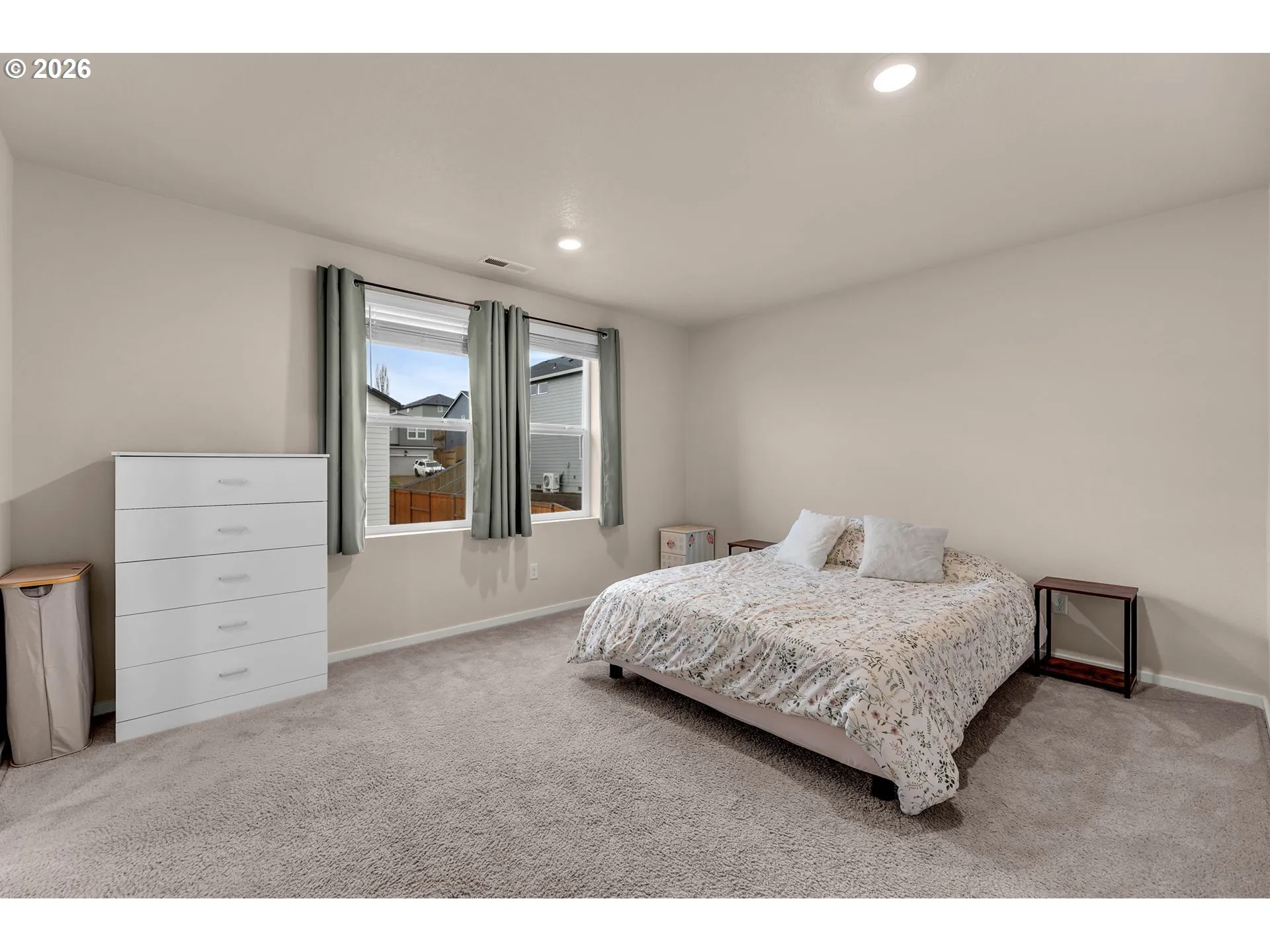 Primary Bedroom-Upper