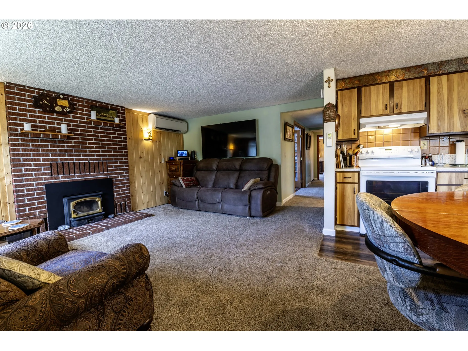 Living Room/Dining Room